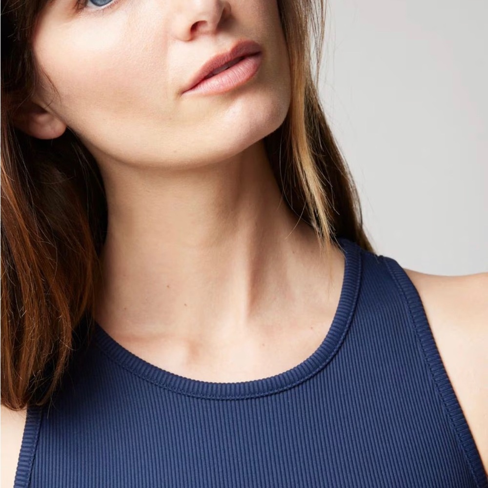 WHBM NWT Women's Rust Ribbed Tank Top - Picture 4 of 7